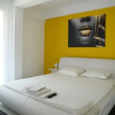 Lägenhet Milan Năvodari